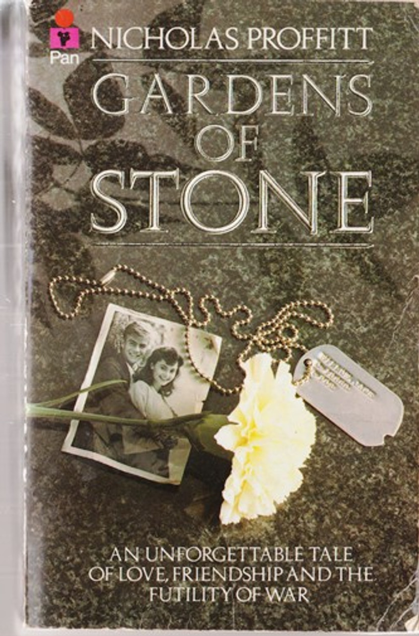 Nicholas Proffitt / Gardens of Stone (Lesser Grade Paperback) Nicholas Proffitt / Gardens of Stone (Lesser Grade Paperback)