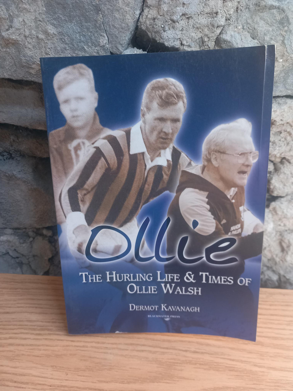 Dermot Kavanagh - Ollie - The Hurling Life & Times of Ollie Walsh - PB -2006 - Kilkenny GAA