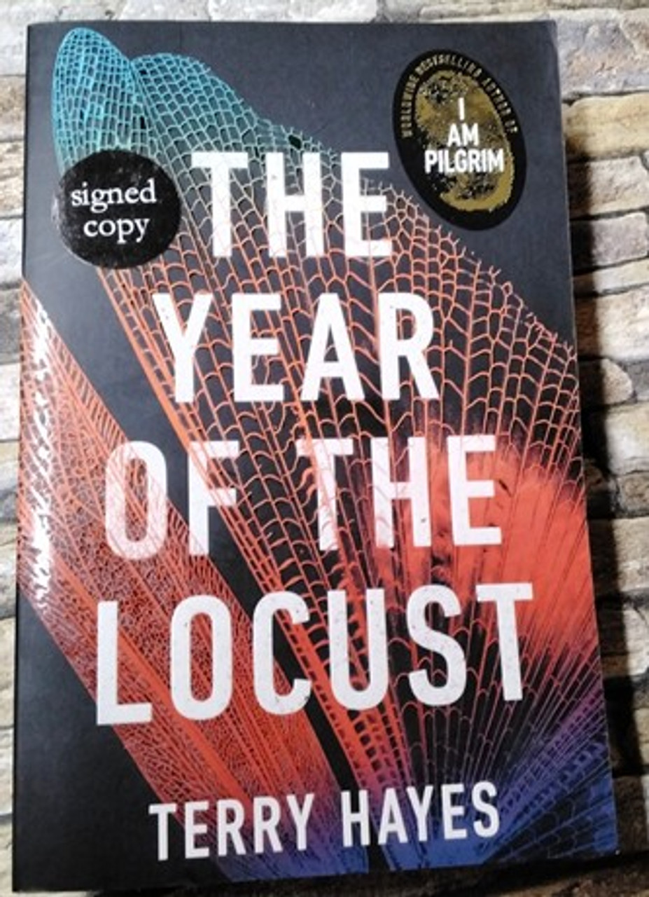 Terry Hayes / The Year of the Locust ( Signed by the Author) (Large Paperback)