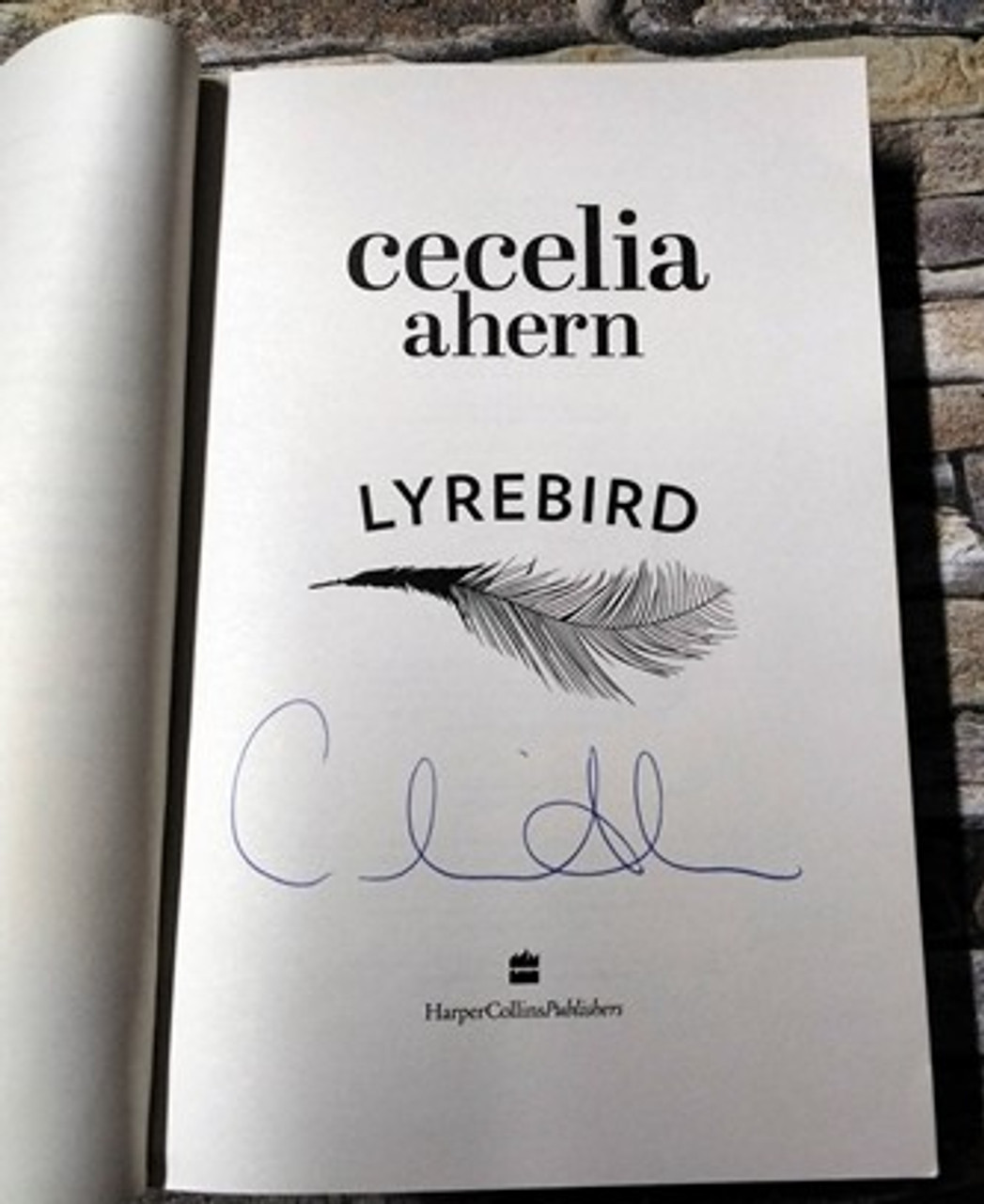 Cecelia Ahern / Lyrebird (Signed by the Author) (Large Paperback)