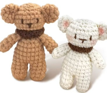 Bears - white and brown (Crochet kit)