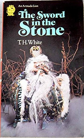 T. H. White / The Sword in the Stone (Vintage Paperback)