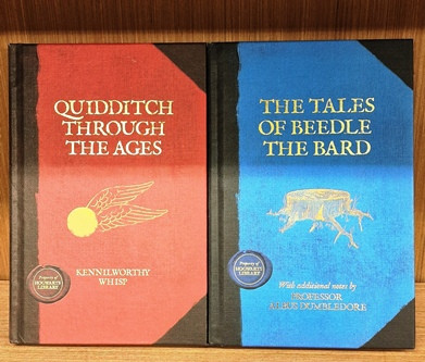 J.K Rowling / Hogwarts Classics (2 Book Box Set)