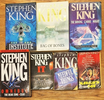 Stephen King (7 Damaged Book Collection)