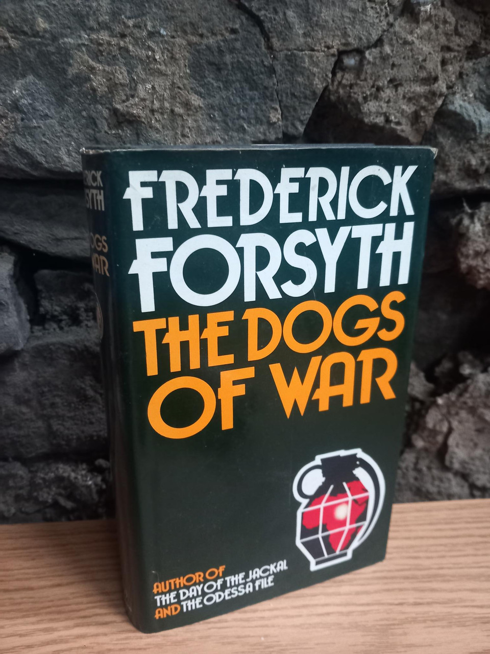 Frederick Forsyth - The Dogs Of War - HB