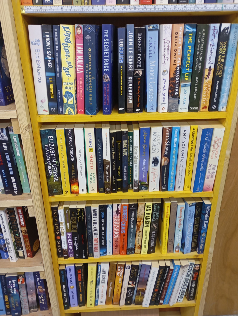 500+ Wholesale Large Paperback Books