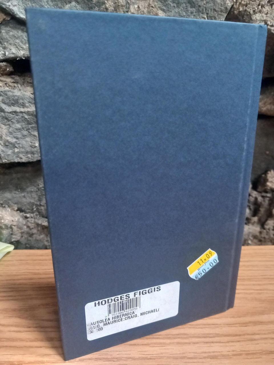 Back cover showing adhesive Hodges Figgis barcode