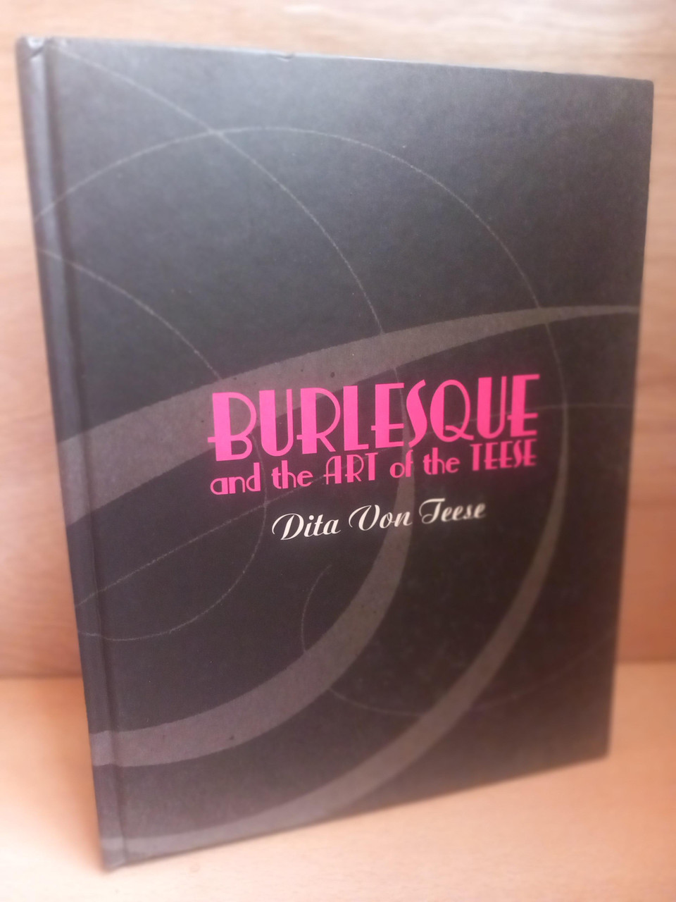 Dita Von Teese - Burlesque and the Art of the Teese | Fetish anad the Art of the Teese - HB