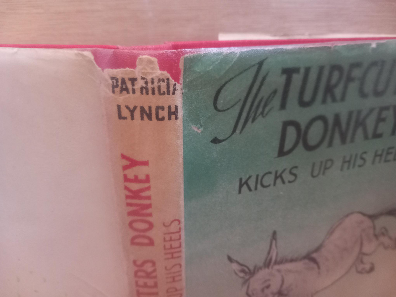 Patricia Lynch - The Turf-Cutter's Donkey Kicks Up His Heels - HB Irish Edition -1946 - iLLUSTRATED