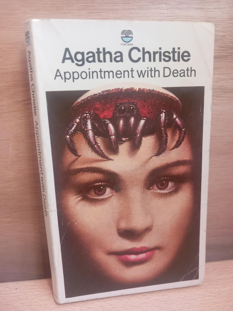 Agatha Christie - Appointment With Death ( A Poirot Novel ) - Vintage Fontana PB 1981 (Originally 1938)