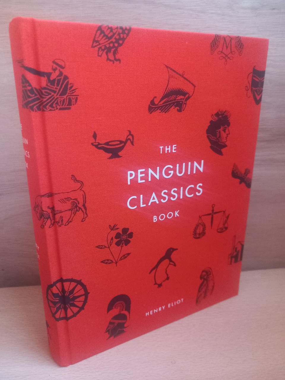 Henry Eliot - The Penguin Classics Book - HB - 2018