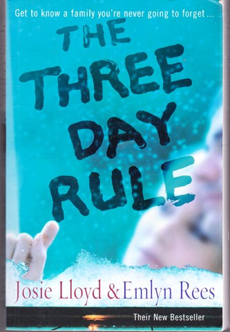 Josie Lloyd / The Three Day Rule (Large Paperback)