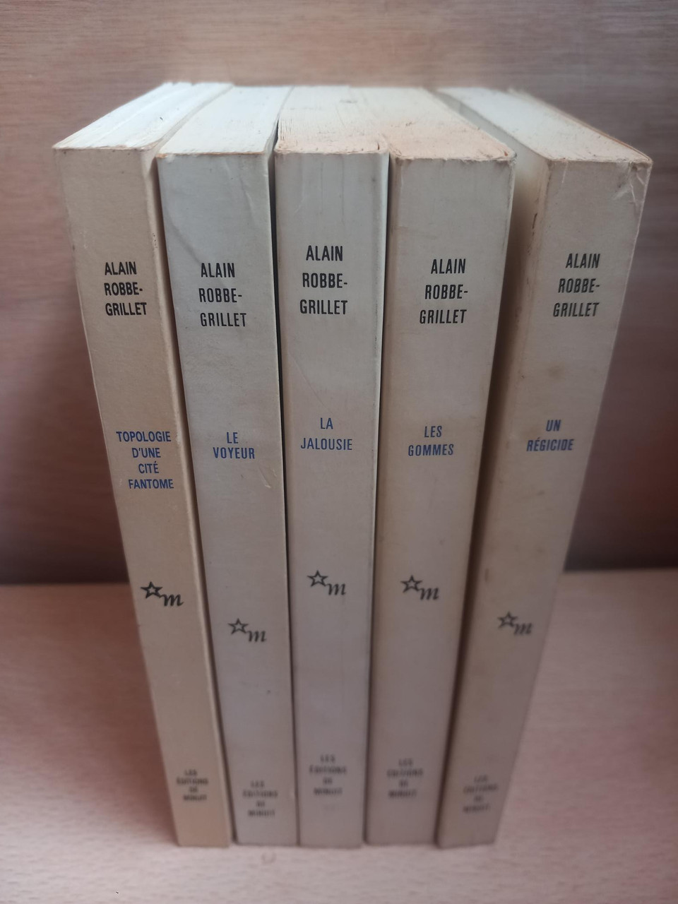 Alain Robbe-Grillet - 5 X PB - Le Voyeur| La Jalousie | Les Gommes | Un Régicide | Topologie d'une Cité Fantome - Éditions de Minuit