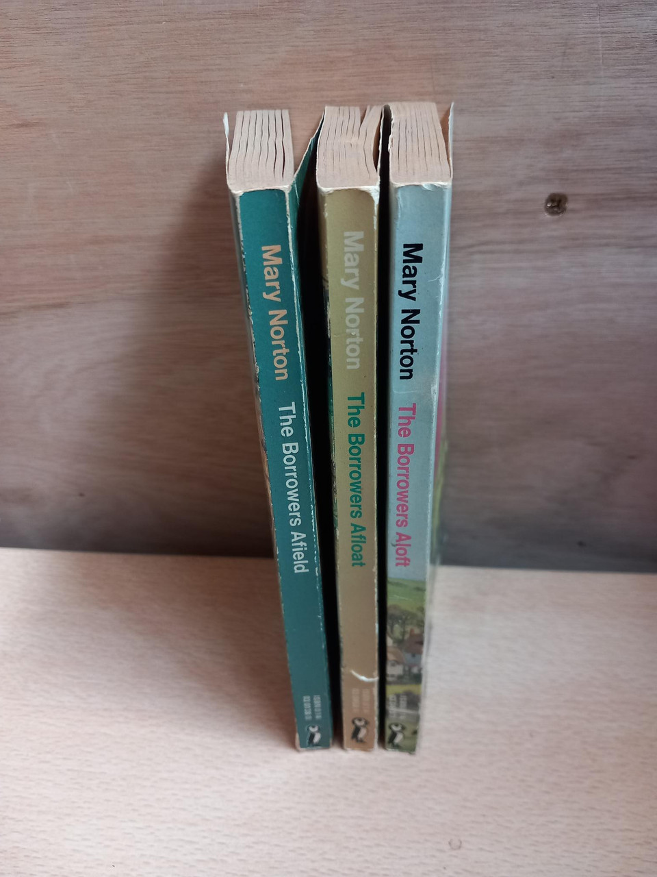 Mary Norton - The Borrowers Afield | The Borrowers Afloat | The Borrowers Aloft - 3 X  Vintage 1980 PB