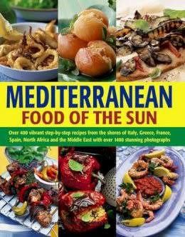 Jacqueline Clarke / Mediterranean Cooking: A Culinary Tour Of Sun-Drenched Shores With Over 400 Dishes From Southern Europe (Coffee Table Book)