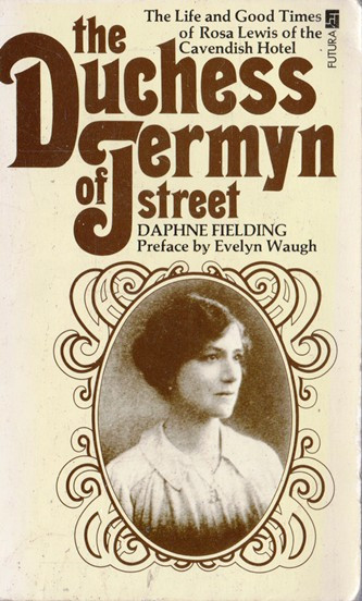 Daphne Fielding / The Duchess of Jermyn Street (Vintage Paperback)