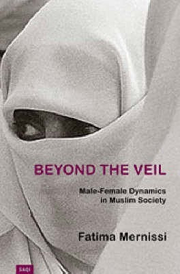 Fatema Mernissi / Beyond the Veil (Large Paperback)