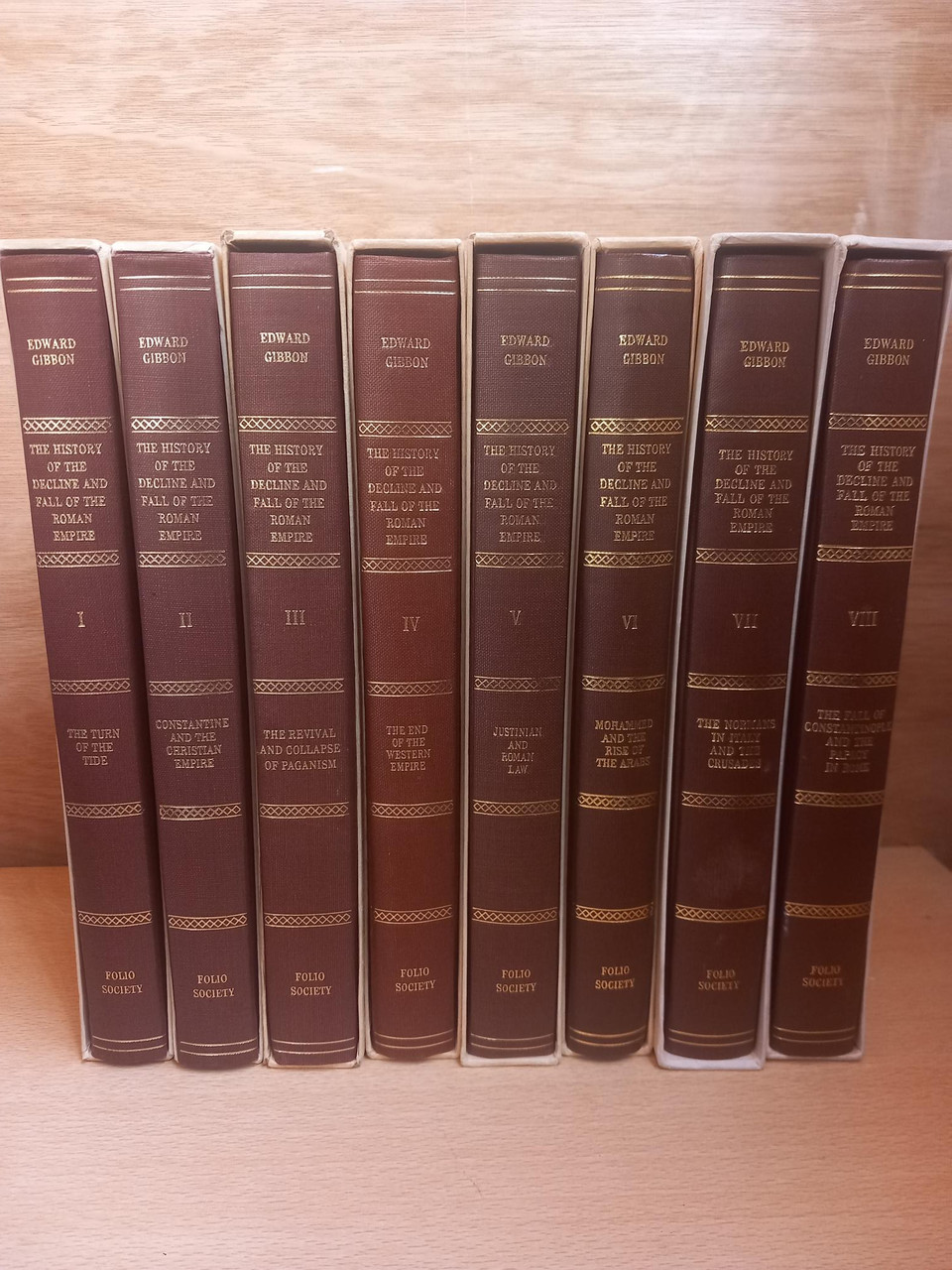 Edward Gibbon - The History of the Decline and Fall of the Roman Empire - 8 Volume HB Edition - Folio Society Slipcased  1983-90