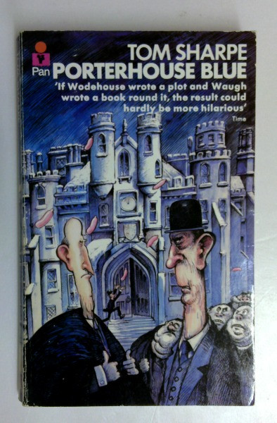 Tom Sharpe / Porterhouse Blue (Vintage Paperback) (3)