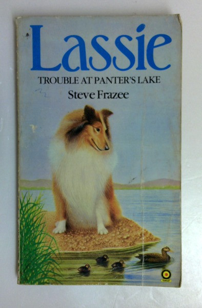 Steve Frazee / Trouble at Panter's Lake (Lassie) (Vintage Paperback)