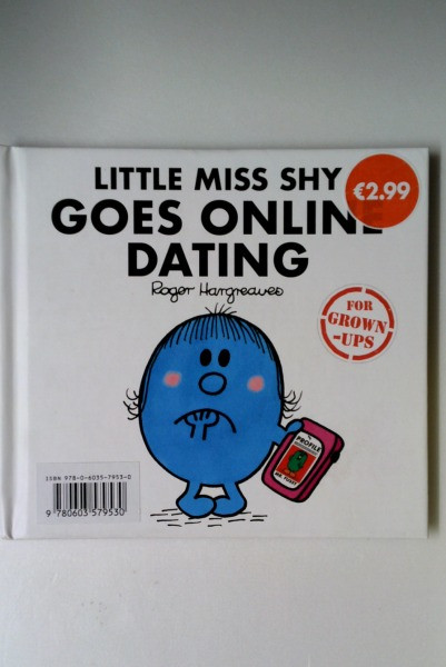 Roger Hargreaves / Little Miss Shy Goes Online Dating (Hardback)