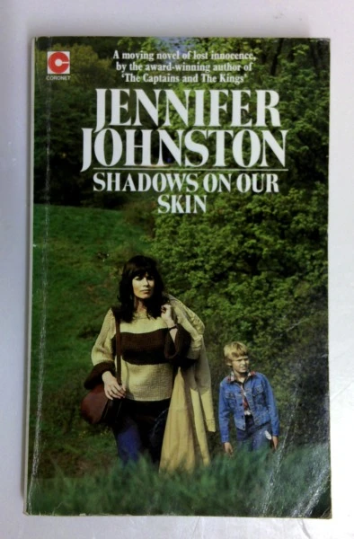 Jennifer Johnston / Shadows on Our Skin (Vintage Paperback)