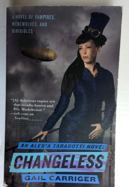 Gail Carriger / Changeless (the Parasol Protectorate) (Older Edition Small Paperback)