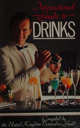 United Kingdom Bartenders Guild / International Guide to Drinks (Large Paperback)