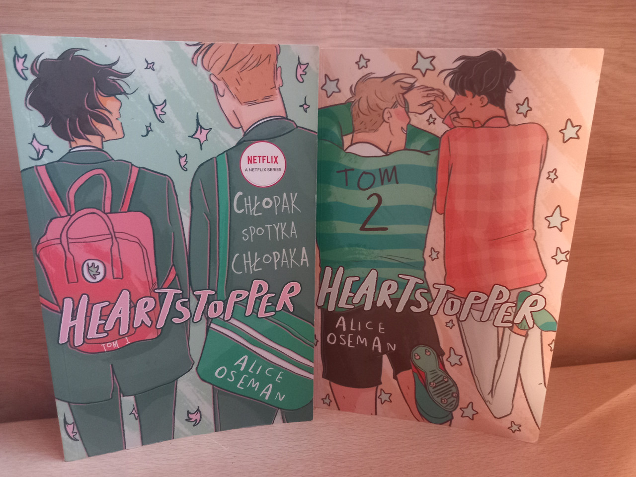 Alice Oseman - Heartstopper ( TOM 1 & 2 POWIEŚĆ GRAFICZNA )-Oprawa Miękka - POLAND EDITIONS