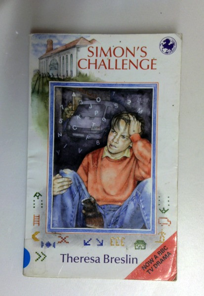 Theresa Breslin / Simon's Challenge (Kelpies) (Older Edition Small Paperback)