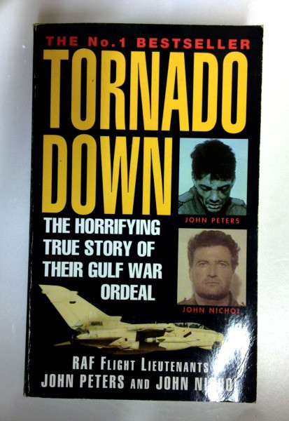 Peters, John & Nichol, John / Tornado Down (Older Edition Small Paperback)