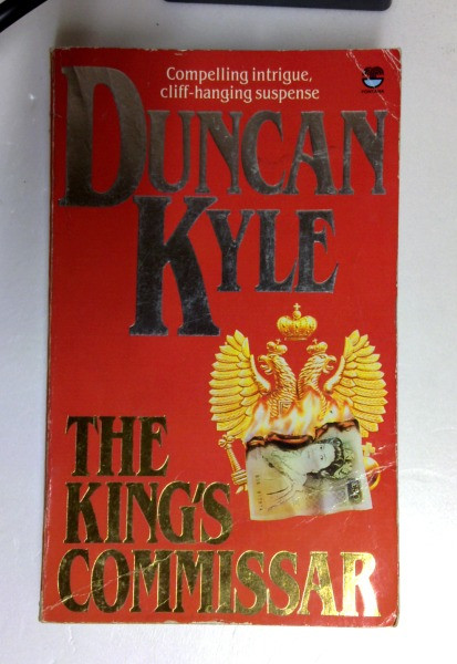 Duncan Kyle / The King's Commissar (Older Edition Small Paperback) (2)