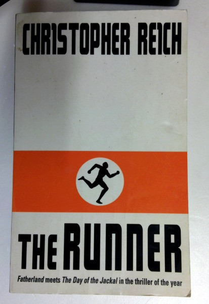 Christopher Reich / The Runner (Older Edition Small Paperback)
