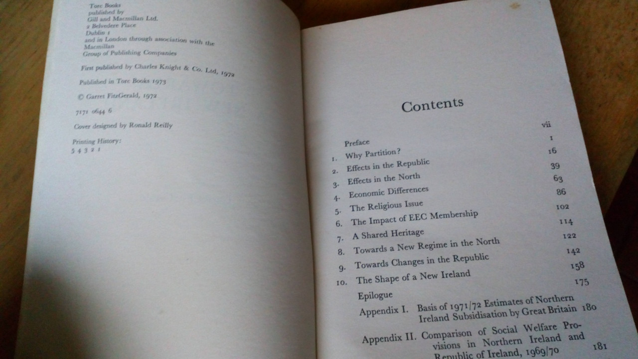 Garret Fitzgerald - Towards a New Ireland - PB 1973 Politics & Manifesto
