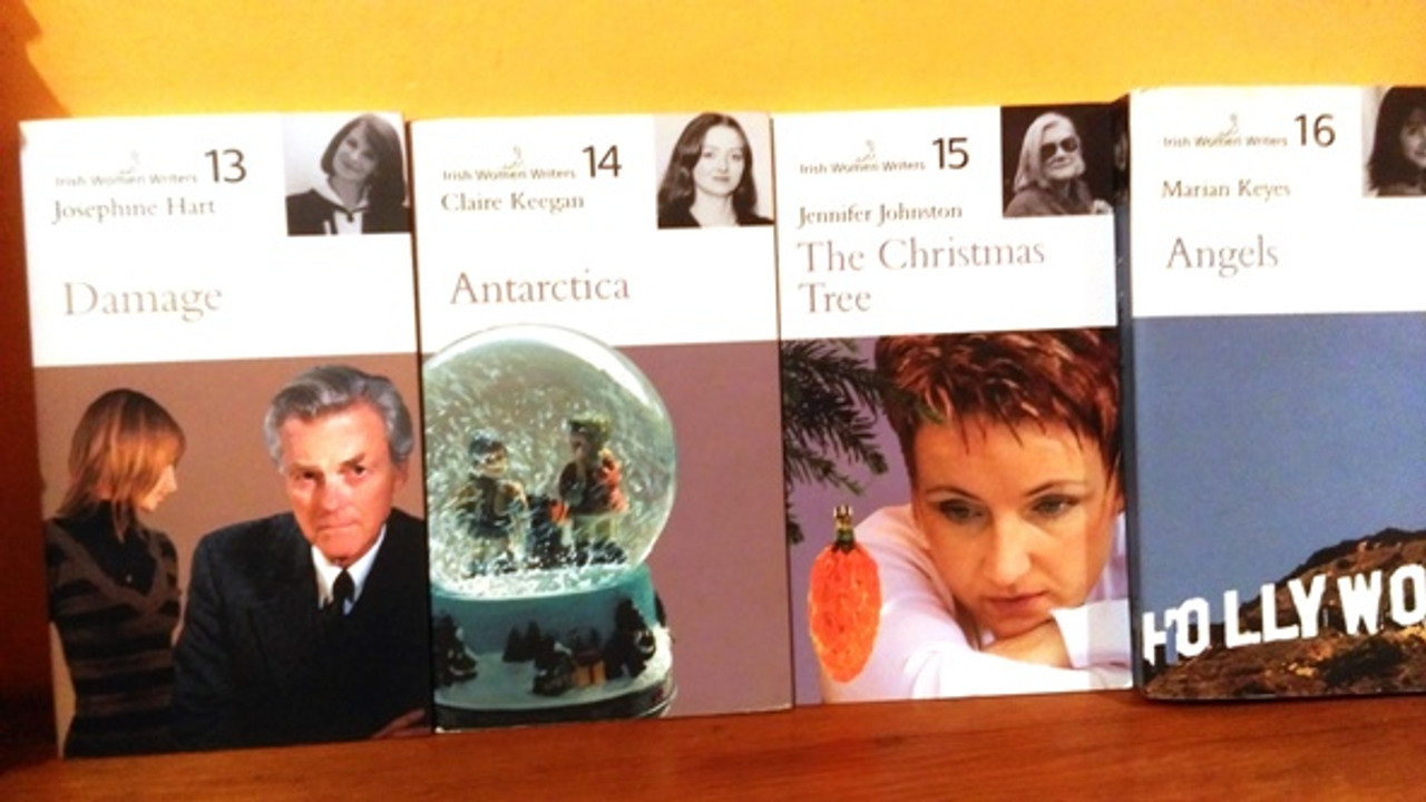 Irish Women Writers (Irish Independent) (Complete 20 Book Set) Irish Women Writers (Irish Independent) (Complete 20 Book Set)