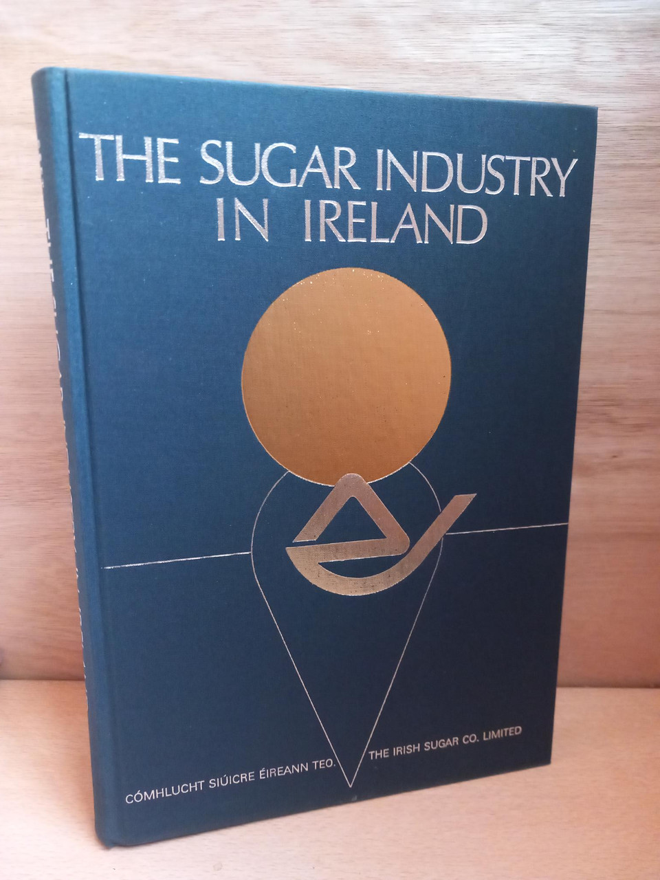 Michael Foy - The Sugar Industry in Ireland - HB Illustrated 1975 - Siúcra