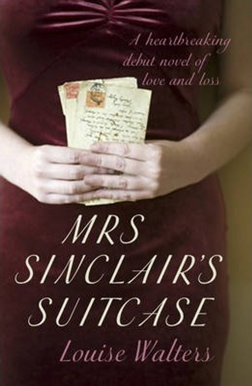 Louise Walters / Mrs Sinclair's Suitcase (Large Paperback)