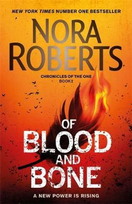 Nora Roberts / Of Blood and Bone (Large Paperback)