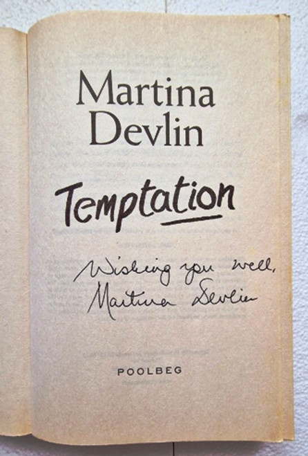 Martina Devlin / Temptation (Signed by the Author) (Paperback)