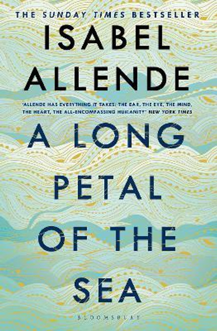Isabel Allende / A Long Petal of the Sea (Large Paperback)