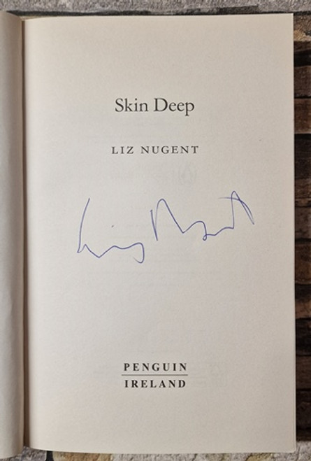 Liz Nugent / Skin Deep (Signed by the Author) (Large Paperback) (4)