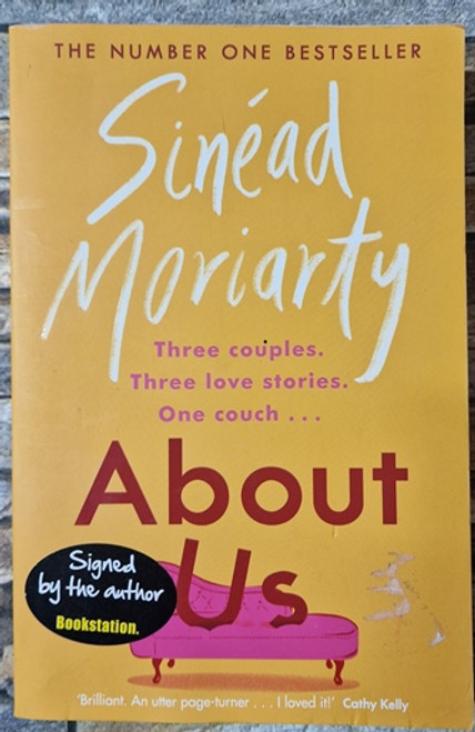 Sinead Moriarty / About Us (Signed by the Author) (Large Paperback)