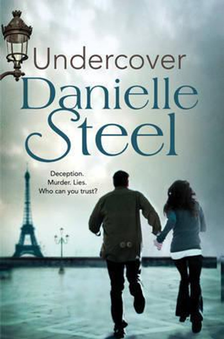 Danielle Steel / Undercover (Large Paperback)