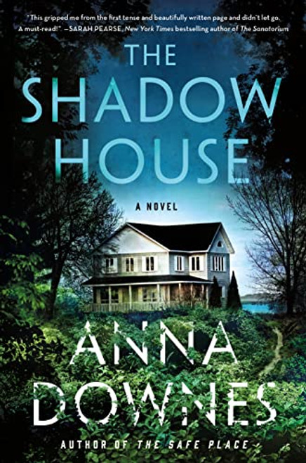 Anna Downes / The Shadow House (Large Paperback)