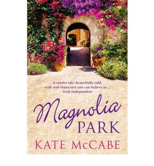 Kate McCabe / Magnolia Park (Large Paperback)