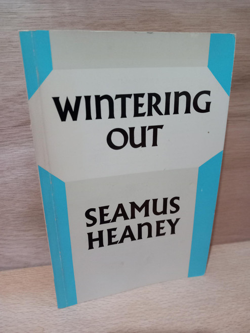 Seamus Heaney - Wintering Out - PB - Faber