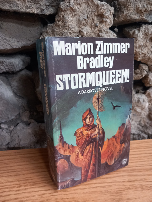 Marion Zimmer Bradley - Stormqueen : A Darkover Novel - PB Marion Zimmer Bradley - Stormqueen : A Darkover Novel - PB