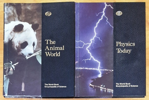 World Book Encyclopedia of Science (2 Book Collection)