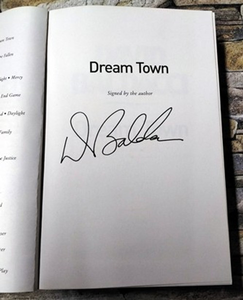 David Baldacci / Dream Town (Signed by the Author) (Large Paperback).