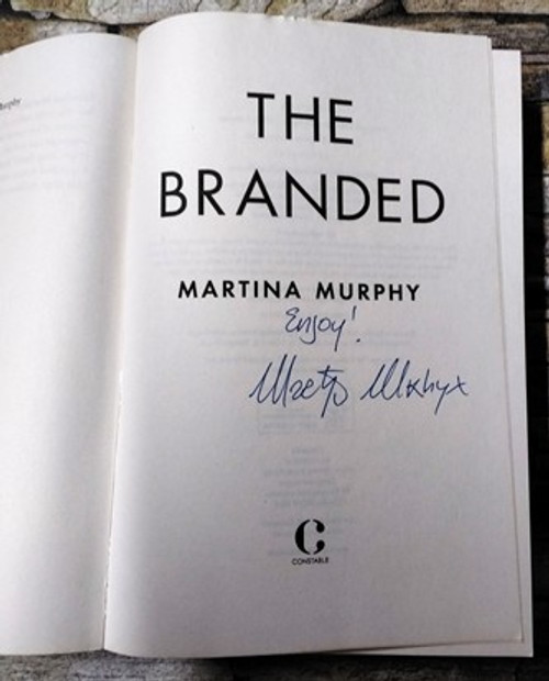 Martina Murphy / The Branded (Signed by the Author) (Large Paperback)
